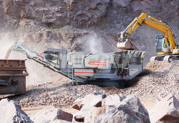 四川移動(dòng)式破碎站現(xiàn)場(chǎng)